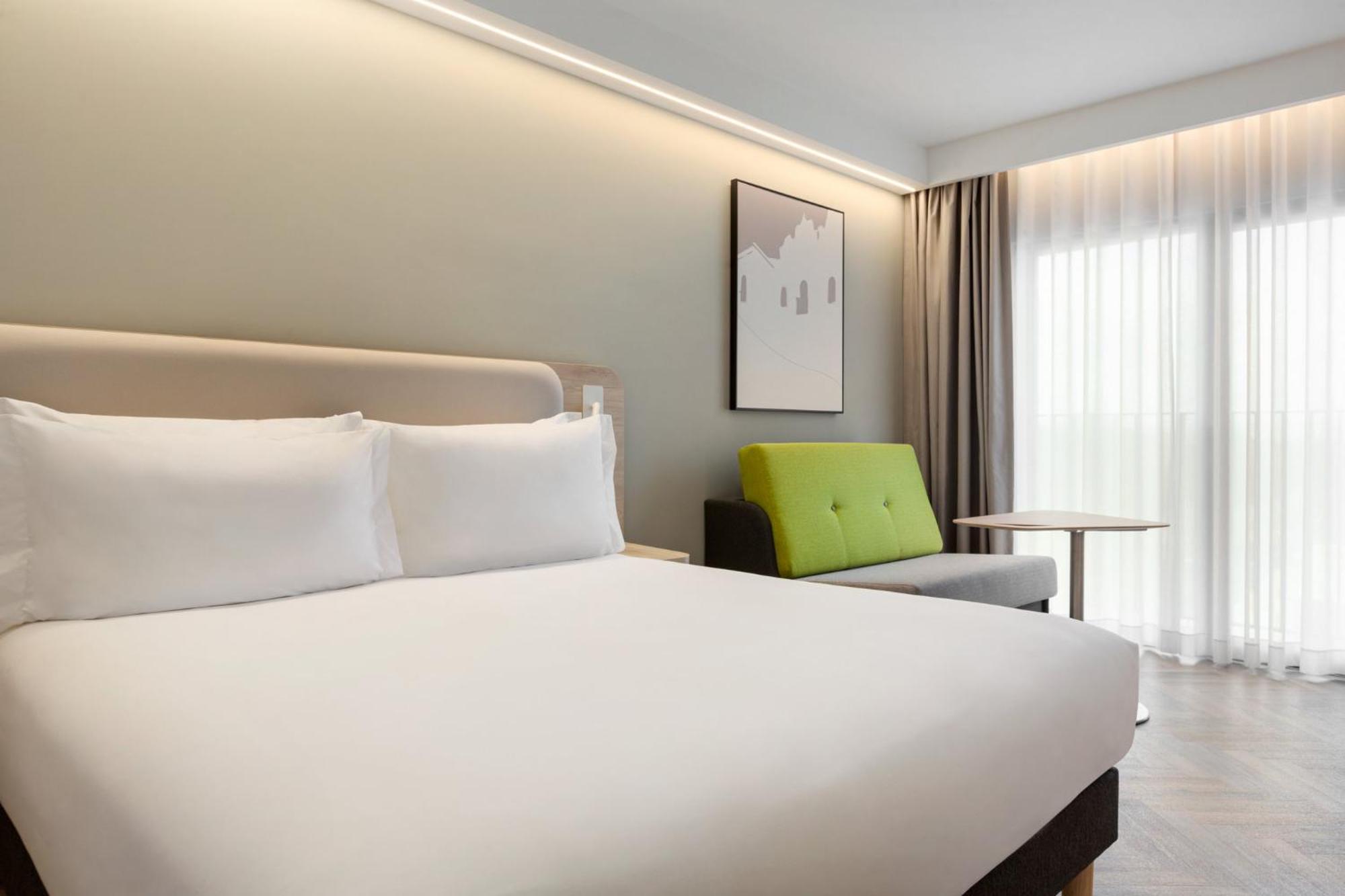 Express By Ihg 3*